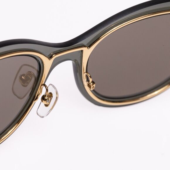 Versace Model 2234 Transparent Brown Sunglasses (missing parts)